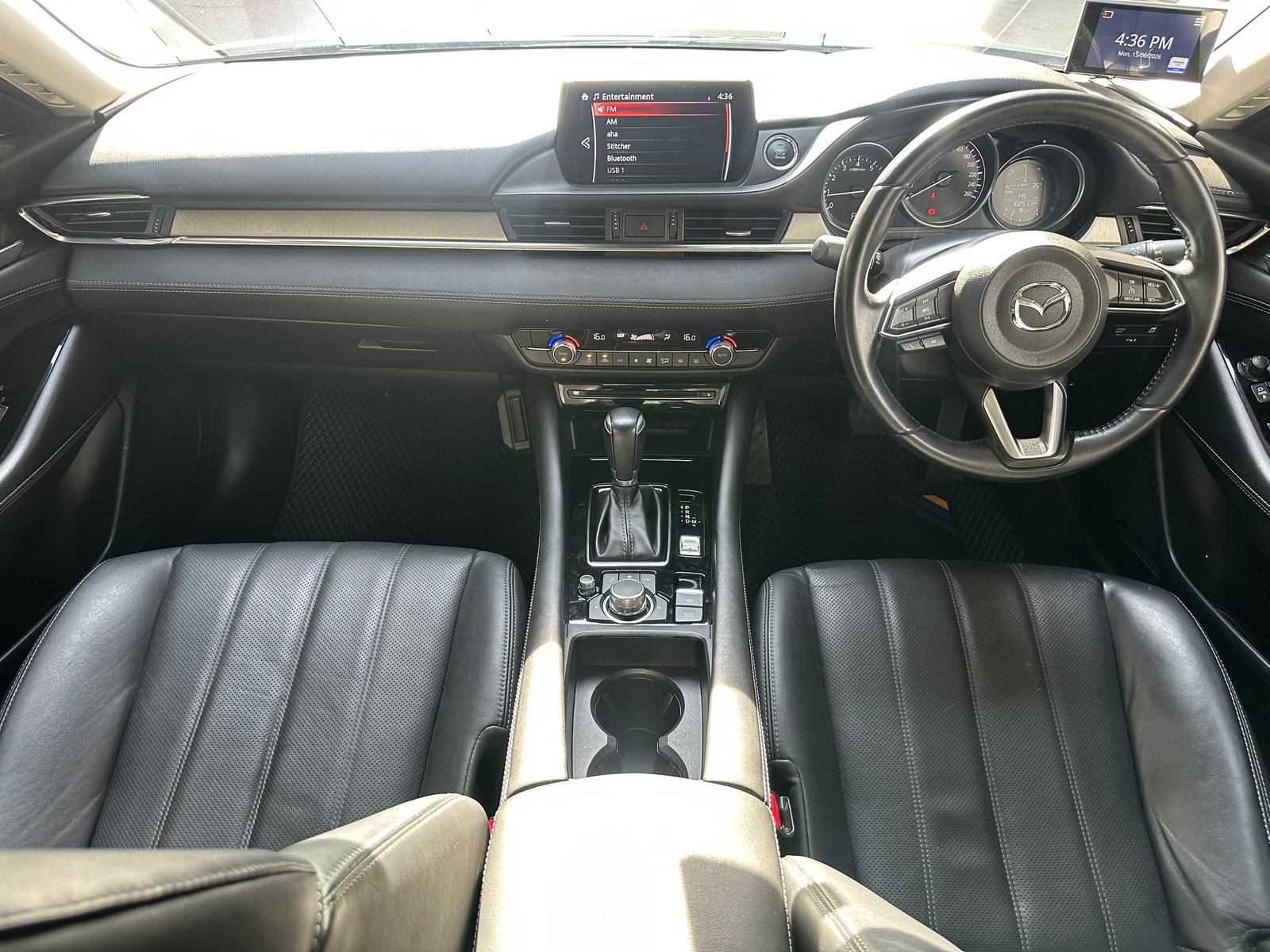 Mazda 6 Sedan 2.0 Standard photo 6